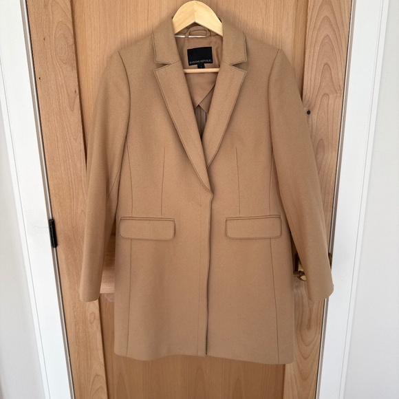 Banana Republic Beige Wool Coat - Picture 1 of 3